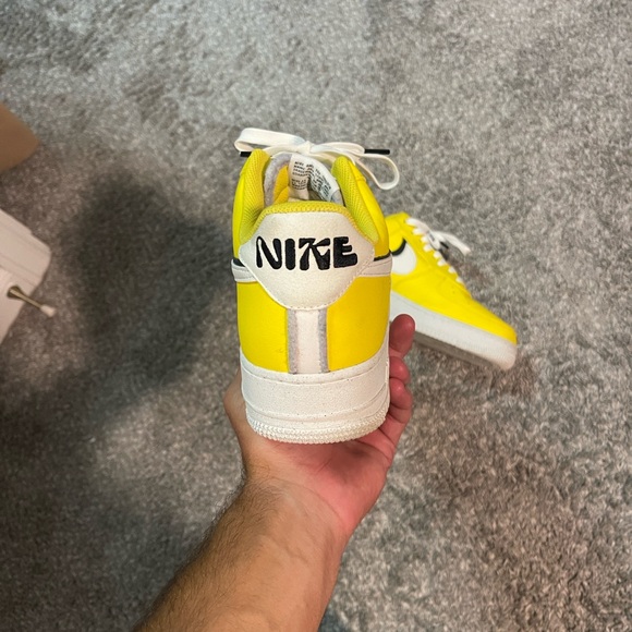 Nike Kids Sneakers in Yellow and White